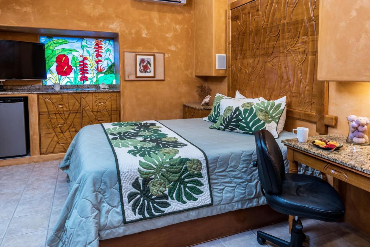 The Guest House Lahaina Bagian luar foto