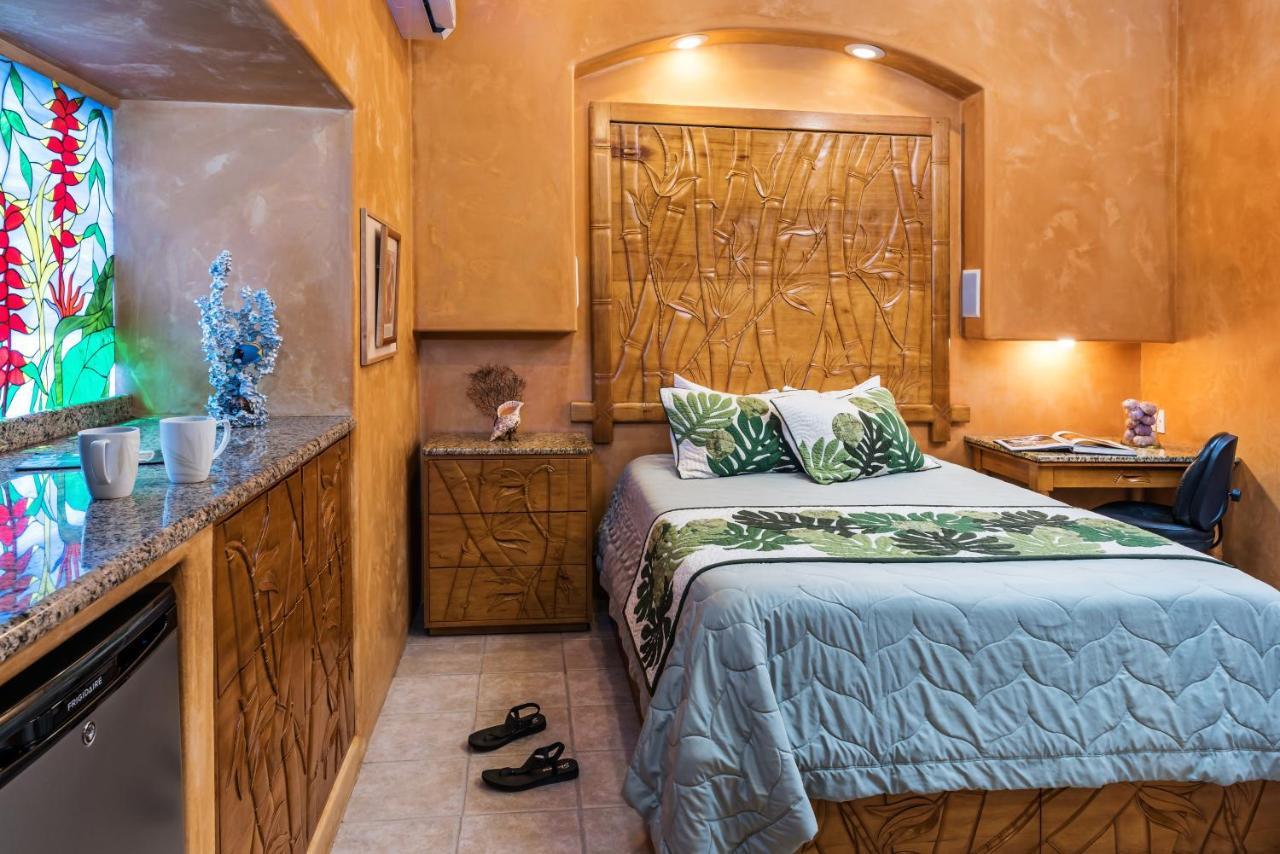 The Guest House Lahaina Bagian luar foto