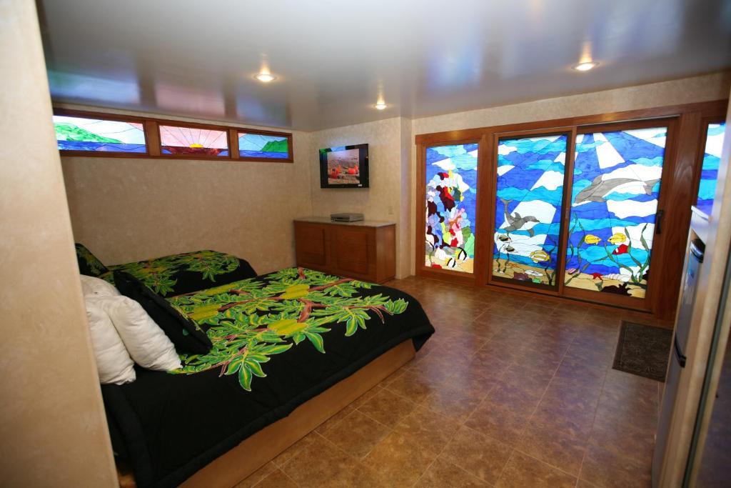 The Guest House Lahaina Ruang foto