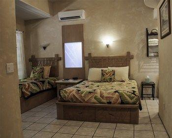 The Guest House Lahaina Bagian luar foto